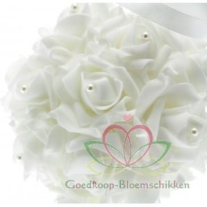 Pomander foamroosbal Wit 12 cm met pareltjes