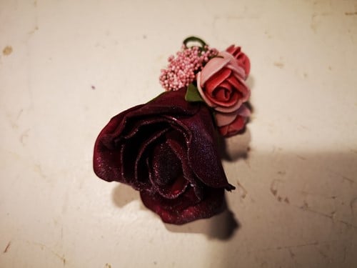 Corsage Roos Burgundy Pink Roze CEM38 Maatwerk