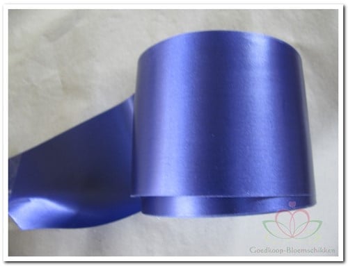 [A-007968] Bedrukt lint Paars met Gouden opdruk 70 mm 80 cm