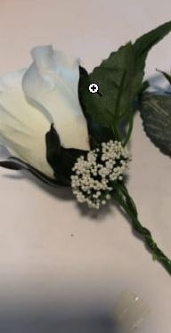 [A-022915] Maatwerk Zijdecorsage Witte Roos met Fieldberrie Maatwerk Zonder parelspeld