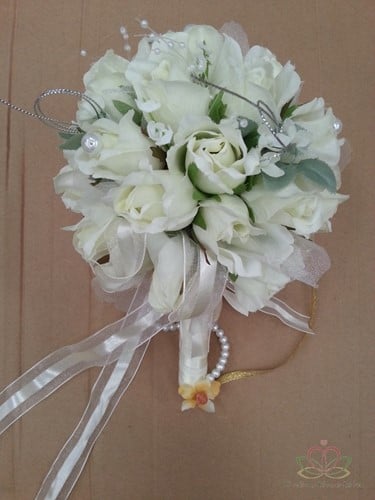 [A-010071] Bruidsboeketje Zijdenrozen Luxe Medium 16 Pistache