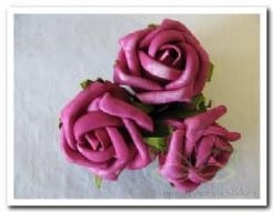 [A-005107] Foamroos Aubergine 5,5 cm 3 stuks