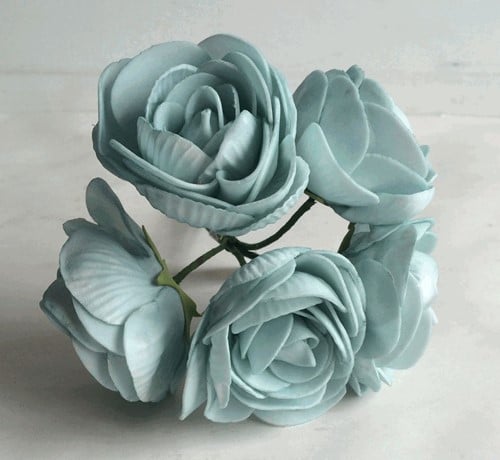 [A-015878] Ranonkels foam Lichtblauw 6 cm doos 30 stuks