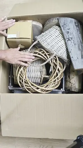[A-028163] Restantenbox Bomvol natuurlijke ondergronden kaders en manden Bekijk video voor inhoud 