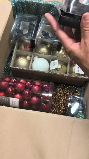 [A-028189] Restantenbox Bomvol Superleuke Kerstspullen Bekijk video voor inhoud 